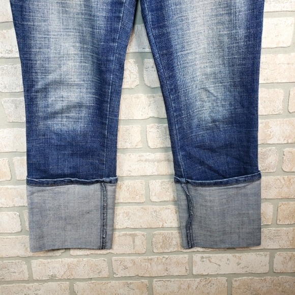 Younique Cuffed Capris Size 9 - Picture 6 of 9